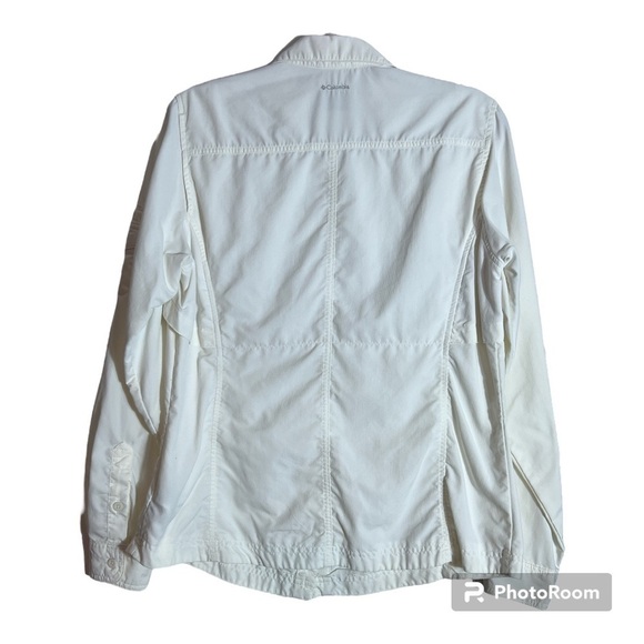 Columbia Titanium Ladies Long Sleeve Button Down Ivory Outdoor Shirt, Large - Picture 2 of 5